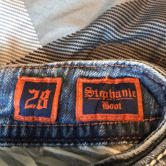 Ladies Rock Revival Jeans - Picture 6 of 7